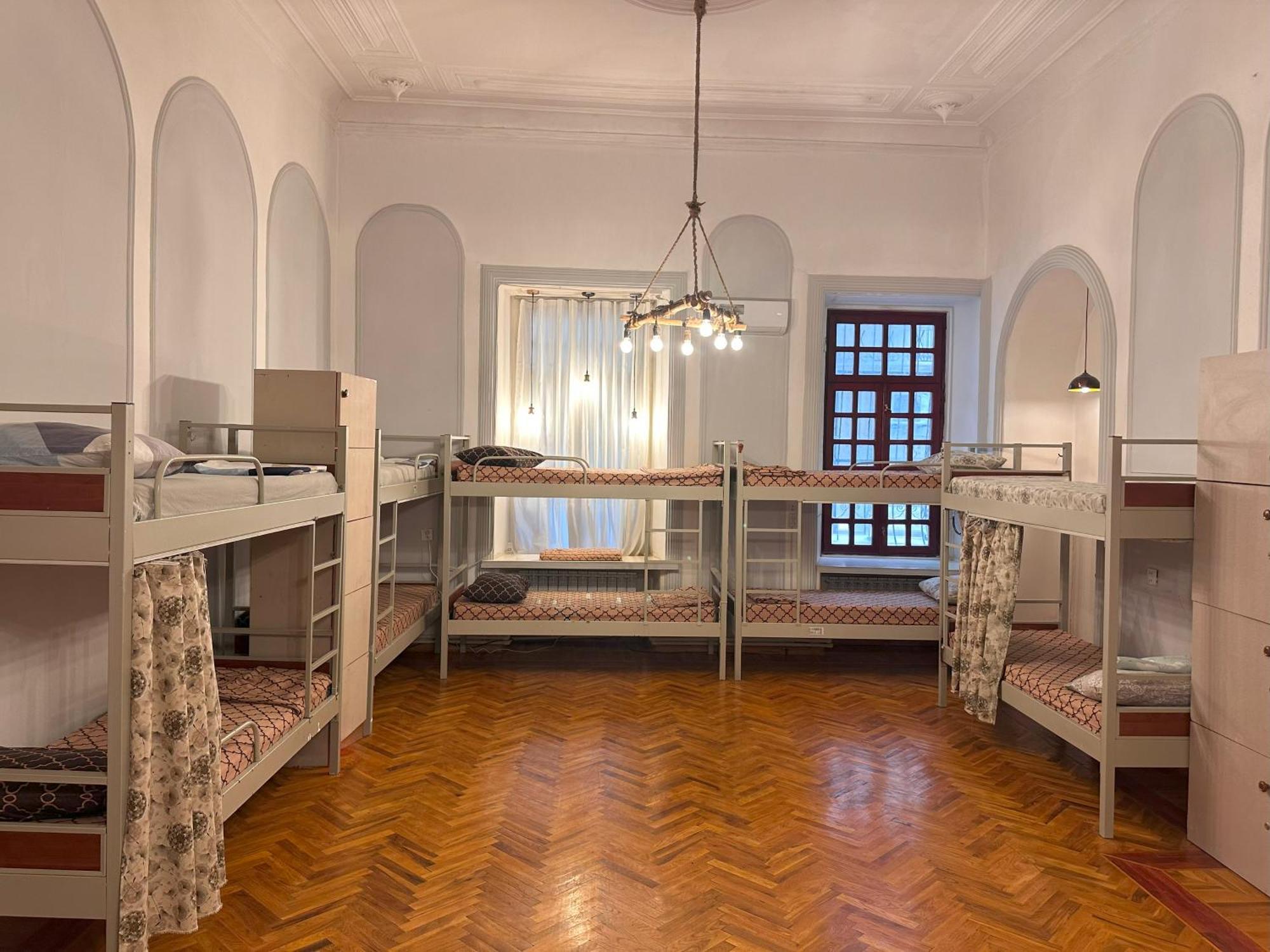 Flora Music & Art Hostel Баку Экстерьер фото